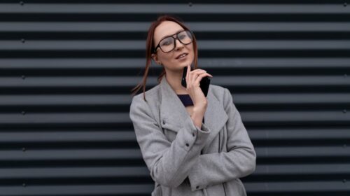 Armações de óculos de grau feminino tendência 2023